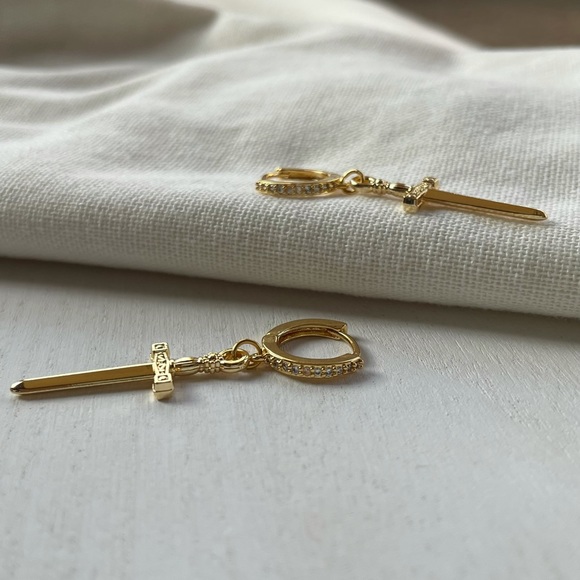 Sword/Dagger Pavé Huggie Earrings - Picture 5 of 6